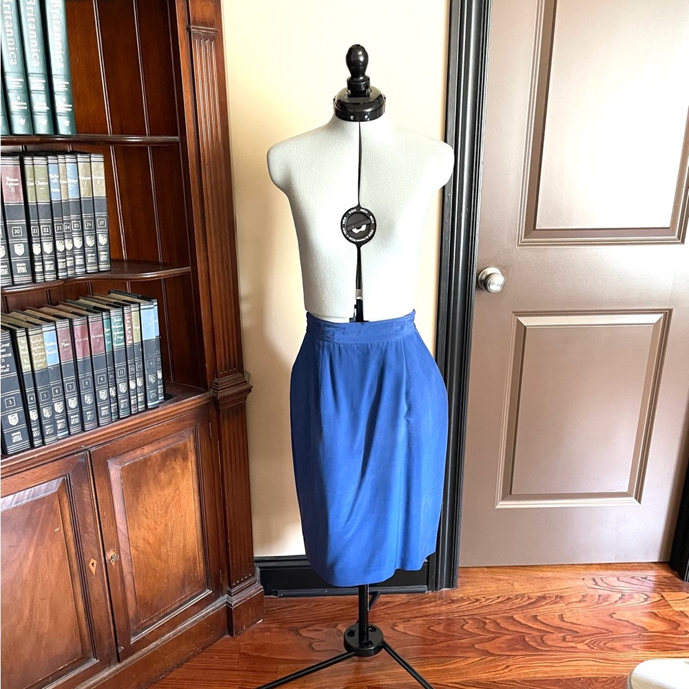 EUC Talbots Royal Blue 100% Silk Pencil Skirt